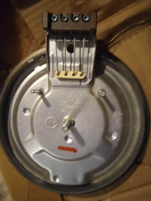 Pole grzejne do kuchenku elektrycznej 400v 1500- 2000w