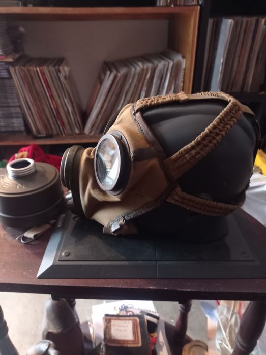 Máscara anti gás Alemã