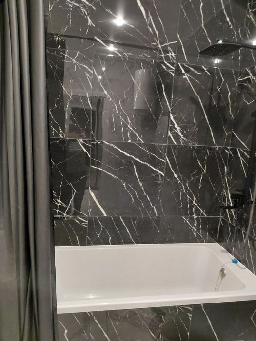 Сдам 1 ком студию с евро ремонтом в новом доме   (Марсельская) .