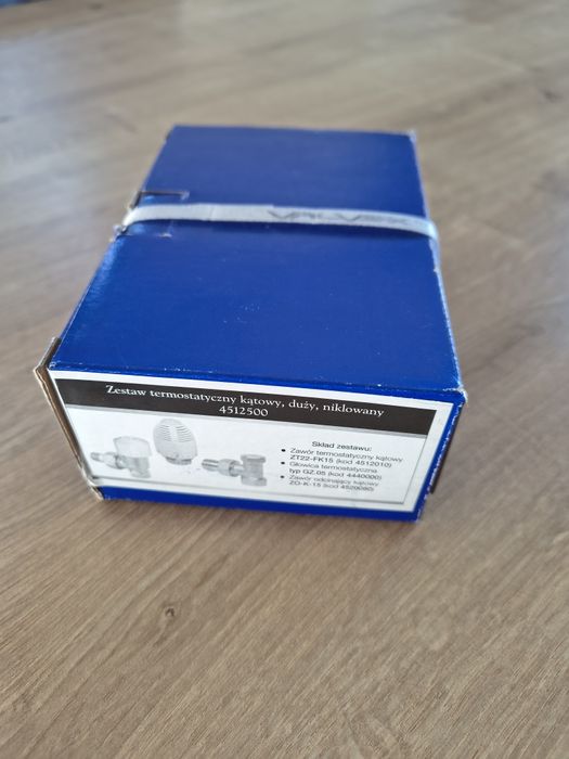 Zestaw termostatyczny kątowy duży niklowany Valvex
