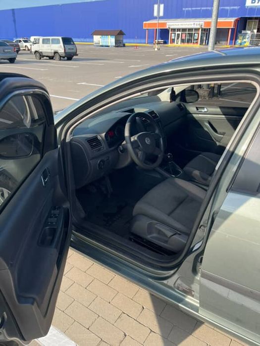 Продам VW Golf 5
