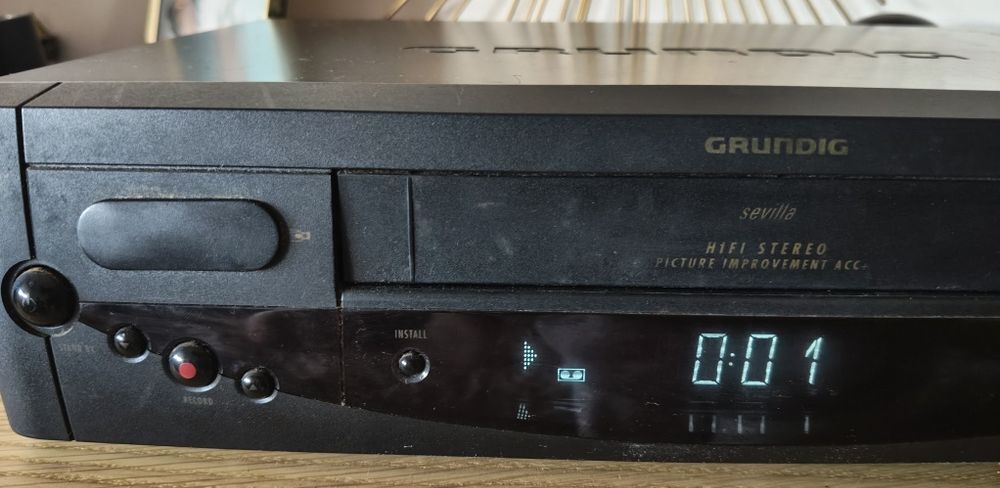 Vídeo VHS Grundig
