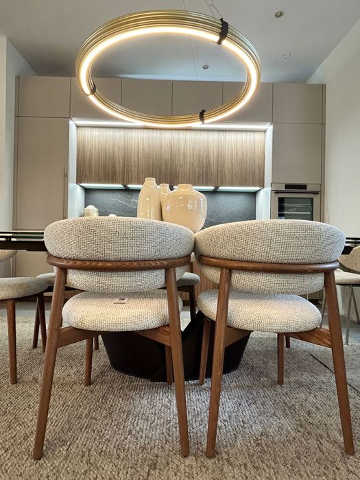 Rabat -20% Krzesla Calligaris Oleandro, orzech canaletto + boucle, nowe, fv23%