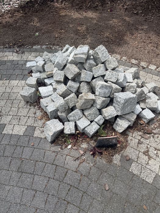 Kostki granitowe