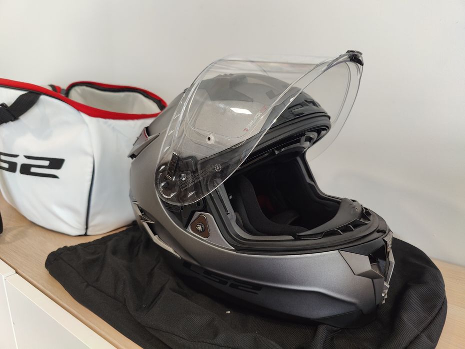 Capacete LS2 Challenger F