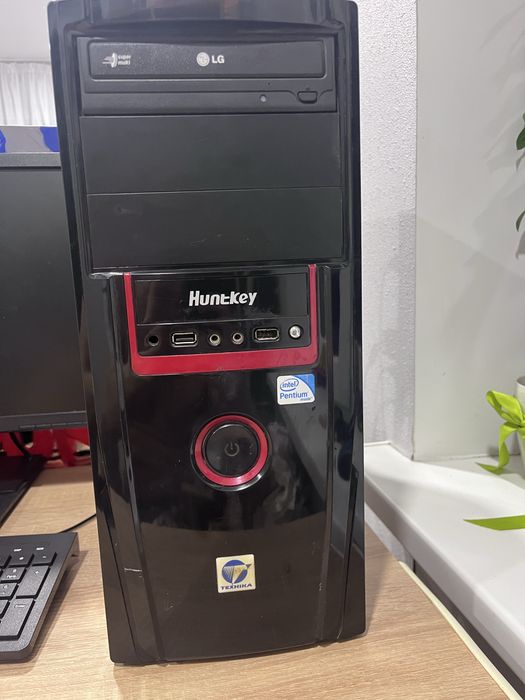 Компьютер для роботи, навчання