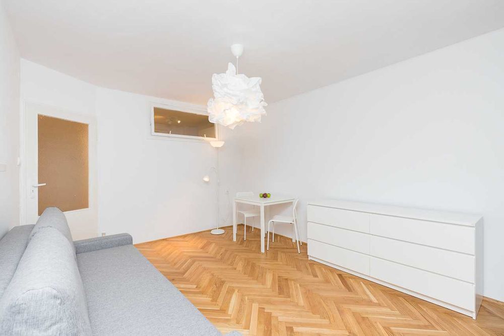 Warszawa Śródmieście ul. Platynowa 4 35m2 2 pokoje