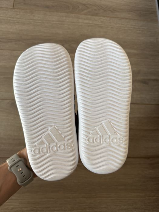 Дитячі сандалі adidas аквашуз устілка 18см