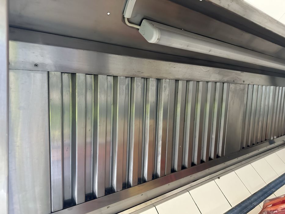 Okap kuchenny ze stali nierdzewnej długość 200 cm