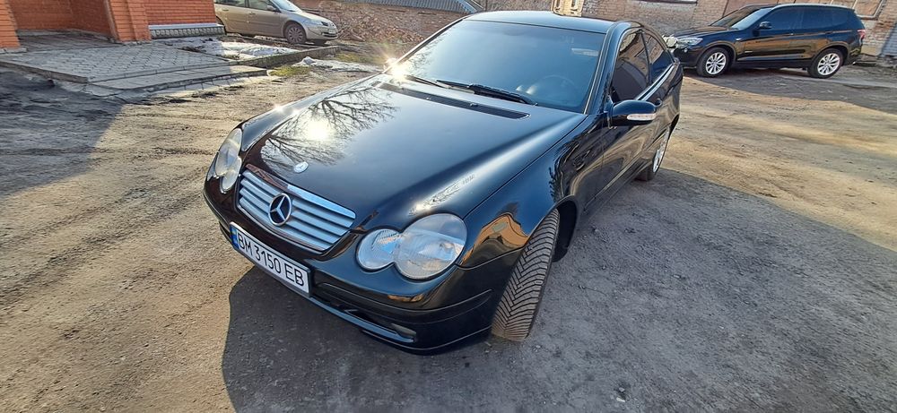 Продам  мерседес  c180 w203