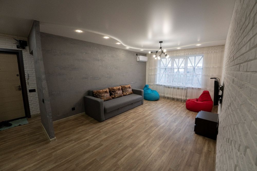 Сдам сдаю аренда трёхкомнатная шикарная квартира посуточно