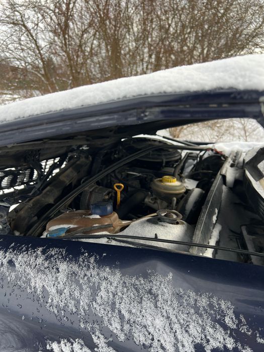 Машина Audi 80 b4 , продаю цілком або на розбір