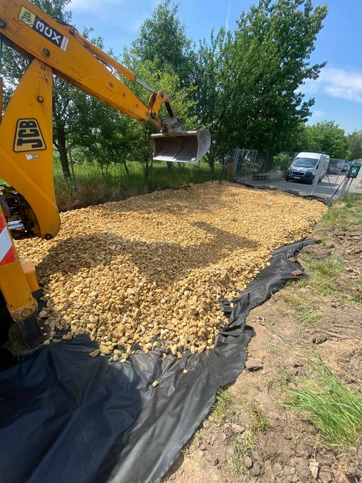 Prace brukarskie, Brukarstwo, Układanie kostki, Wjazdy na posesje