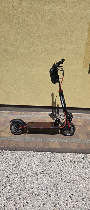 Hulajnoga elektryczna