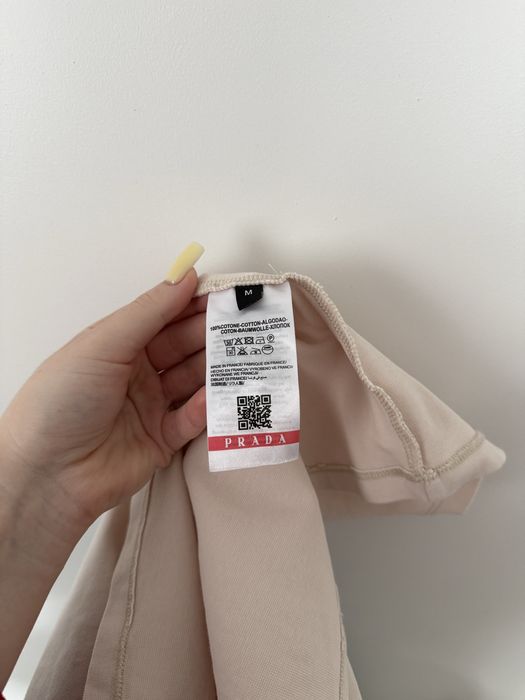 Стильне платья Прада