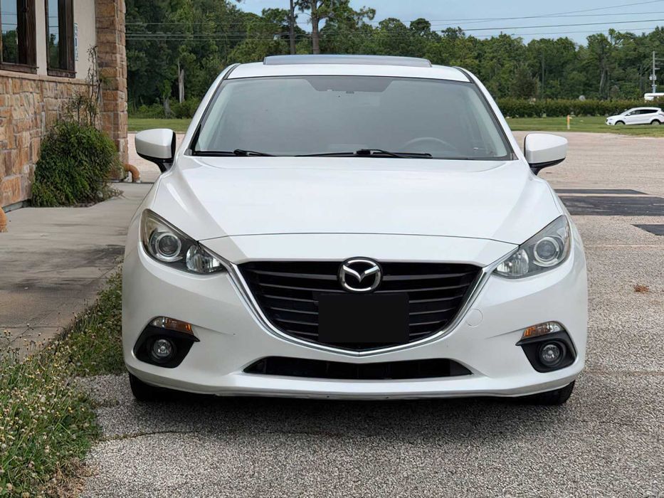 Mazda 3      2016