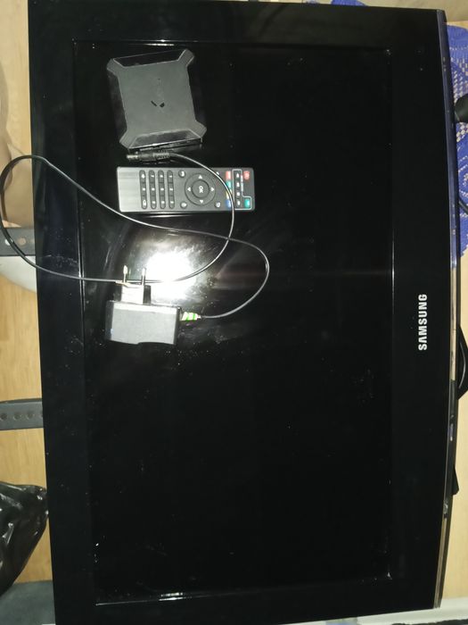Tv Samsung LED 26 plus skrzynka Smartbox