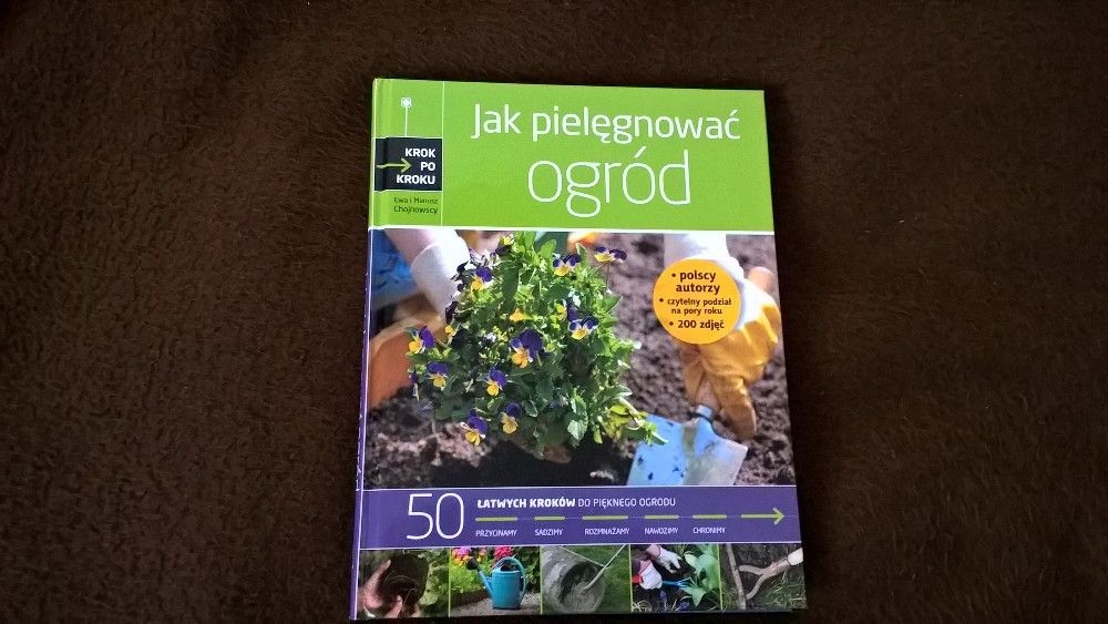 "Jak pielęgnować ogród"-książka