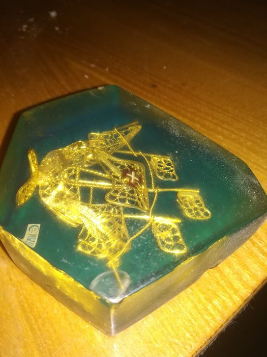 Продам прес  папье,,, винтажный