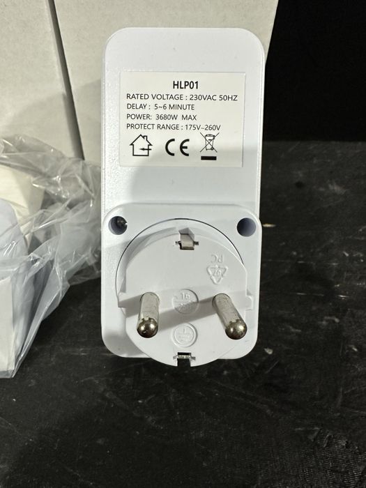 Реле напруги в розетку 220v реле напряжения  розетка з таймером