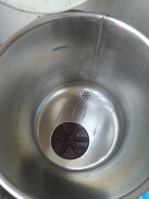 Продаю пральну машину в робочому стані