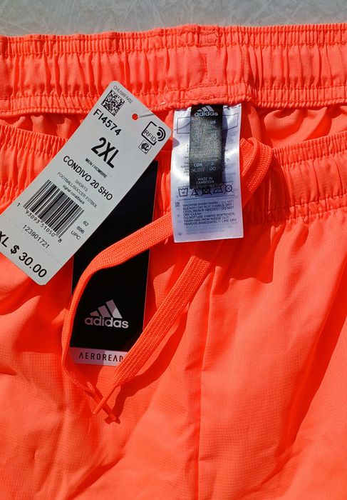 Продам футбольні шорти Adidas Condivo 20 sho ОРИГИНАЛ !