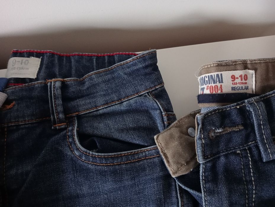 Casaco bomber, 9/10 anos,2 calças de ganga, 2 pólos, ziippy, portes in