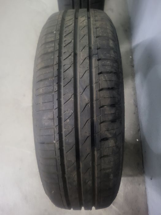 Pneus IRIS 175/65R14