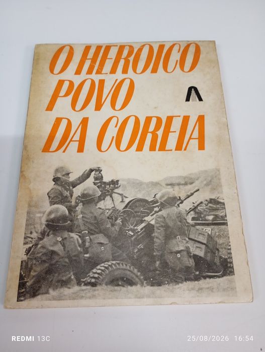 Livro " O heróico povo da Coreia "