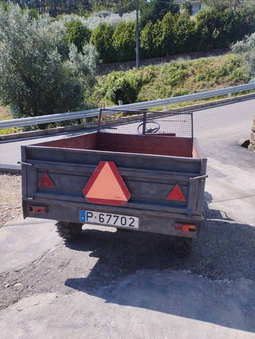 Vendo ou troco tratocarro