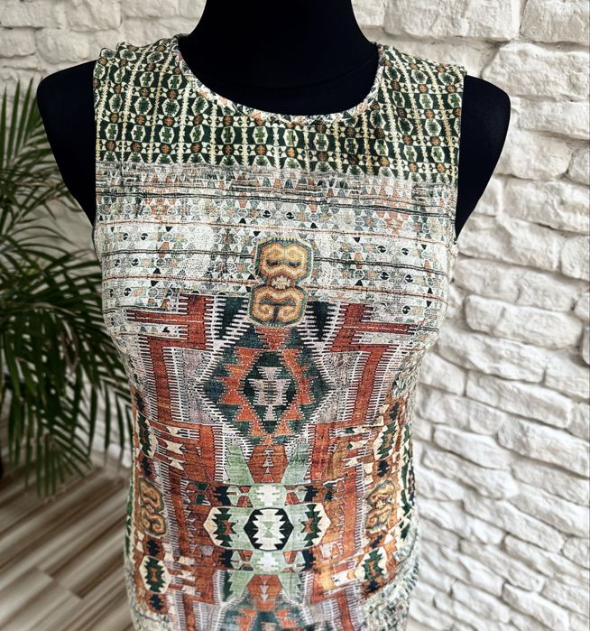 Sukienka Zara rozmiar M aztecka mini krótka letnia