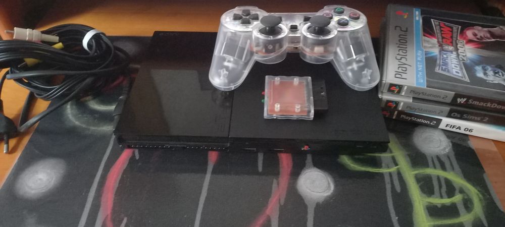 Consola PS2 completa (modelo 90004) com oferta 3 jogos