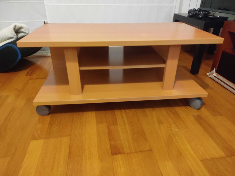 Móvel televisão (com rodas)