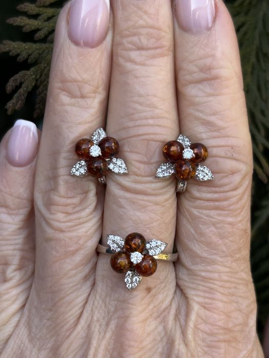 Срібний набір з натуральним бурштином, сережки+ каблучка