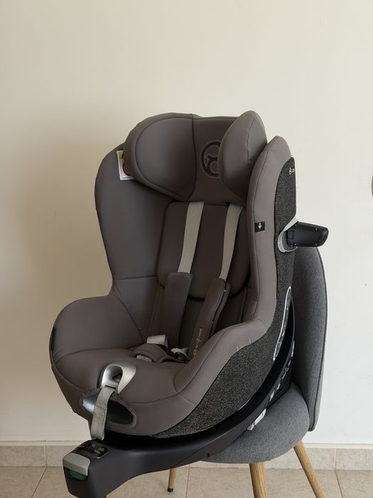 Автокрісло Cybex Sirona T I-Size і база для автокрісла Cybex Platinum