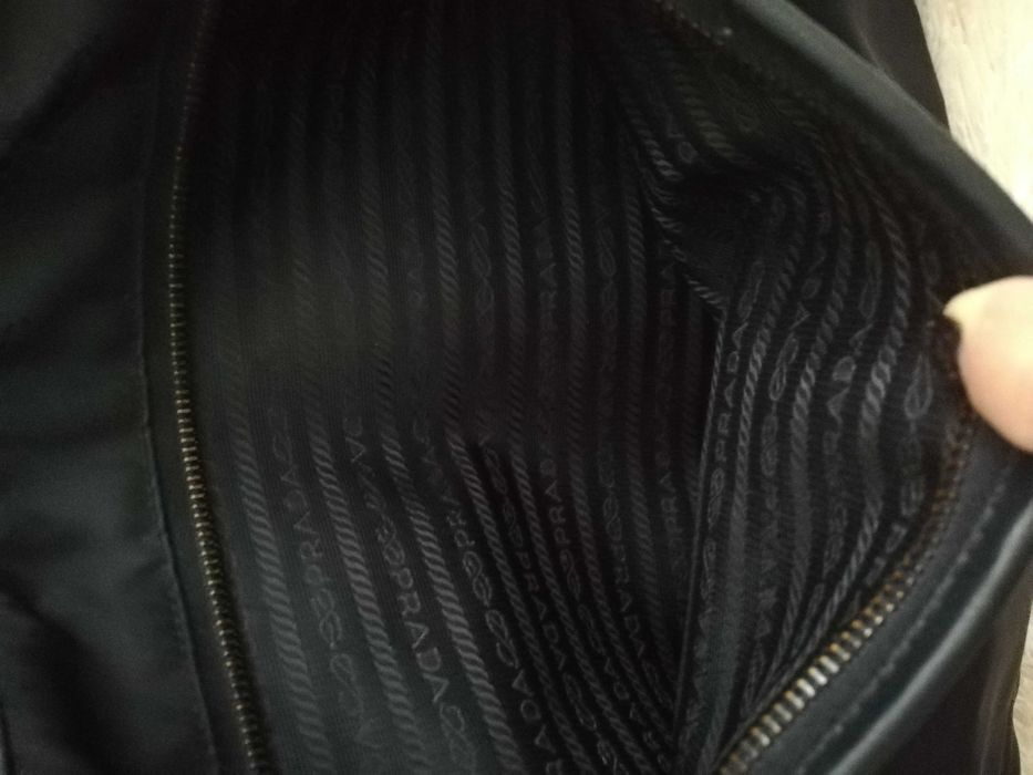 listonoszka Prada granat