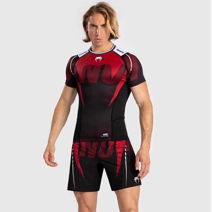 Комплект Venum Adrenaline 4 в 1 рашгард, леггинсы, футболка и шорты!