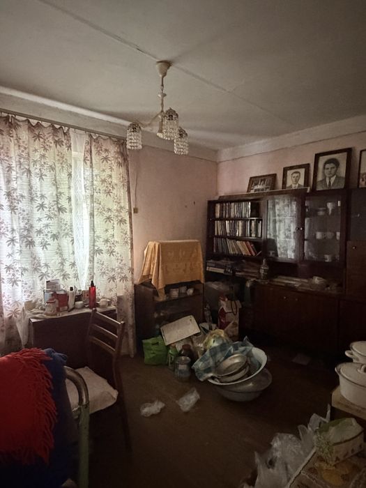 Продам будинок село Грузьке Фастівський район Газифікований ділянка 13,5 соток Асфальтована вулиця