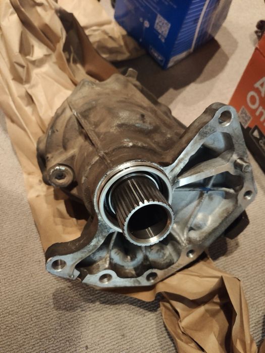 Nissan Rogue 2019 года передний редуктор