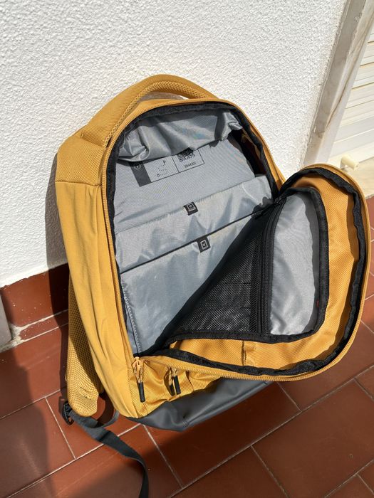 Mochila de caminhada - Quechua 16L - Nova