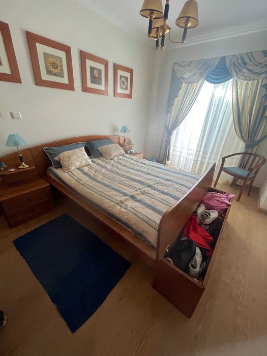 Mobília de Quarto Completa em Madeira – Bom Estado