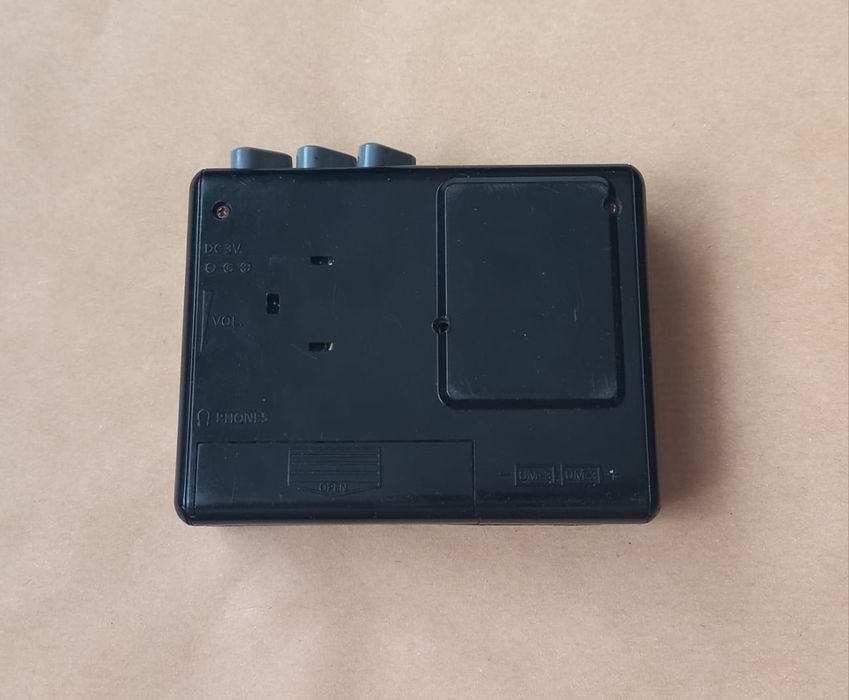 Касетний плейєр 1989 рік