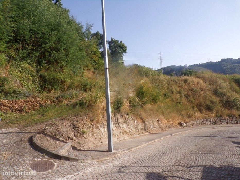 Oferta da escritura. Terreno p/ construção, com 8934m2, em Negrelos...