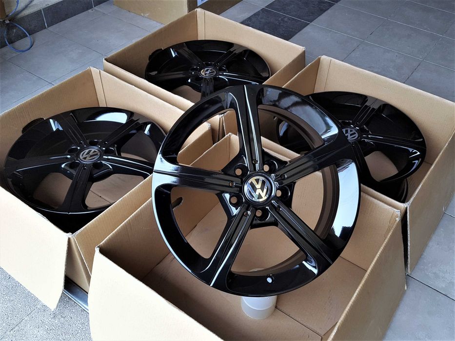 Alufelgi 17 5x112 VW Golf Passat Touran Jetta Caddy T-Roc Czarne 486#