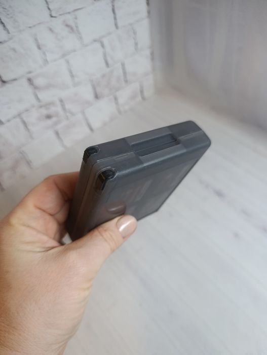 Кейс для картриджів Nintendo DS з іграми (8шт) та 2 стілусами оригінал