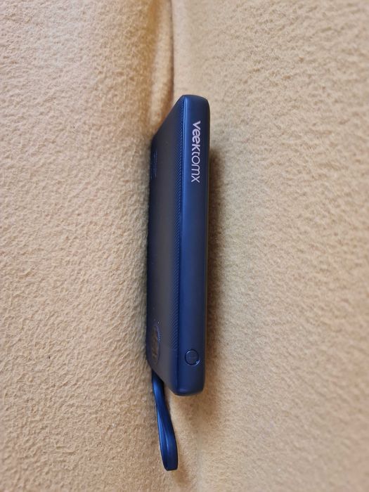 Powerbank VEEKTOMX VT101 z wbudowanymi kablami 10000mAh