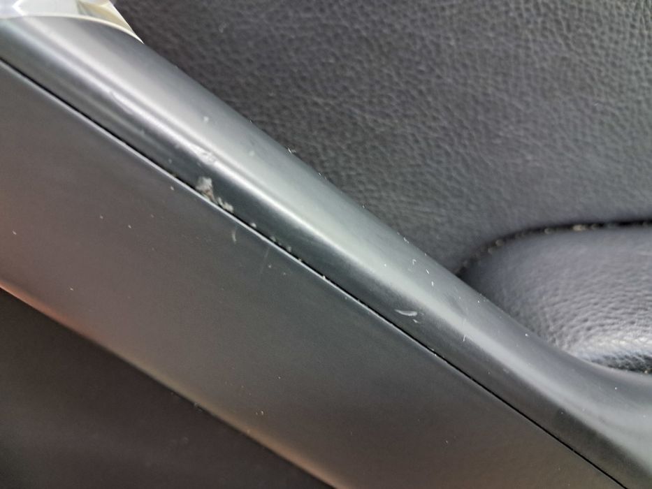 Обшивка двери карта дверная передняя правая VOLKSWAGEN  TIGUAN 09-17