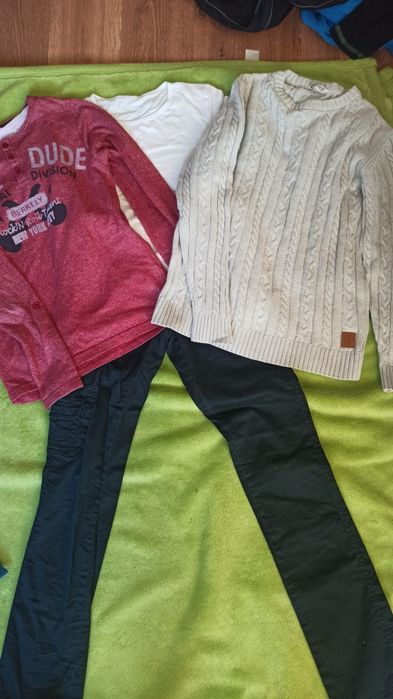 Spodnie i sweter
