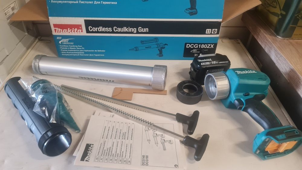 Zestaw makita opalarka+ pistolet do silikonu