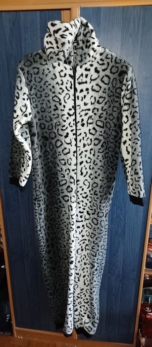 Camile пухнаста кігурумі піжама сліп розмір 12-16